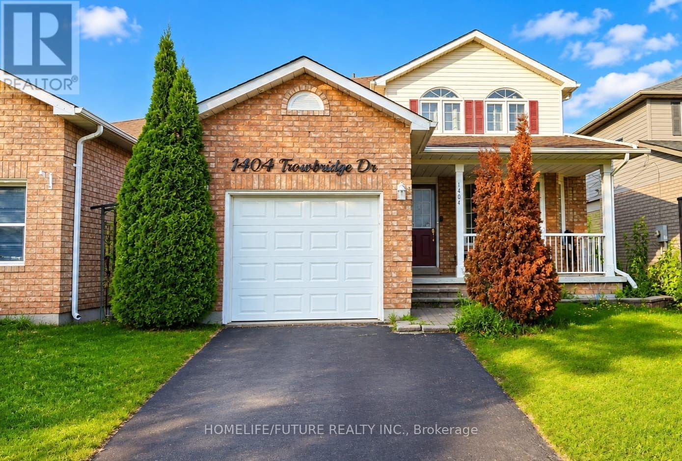 1404 Trowbridge Drive Property Photo 1