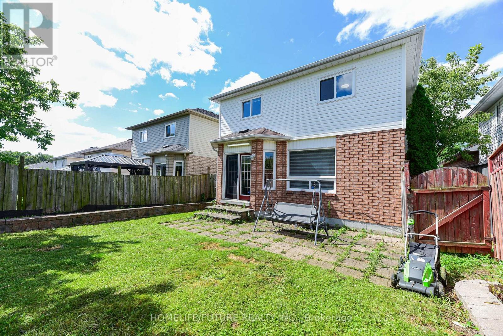 1404 Trowbridge Drive Property Photo 22