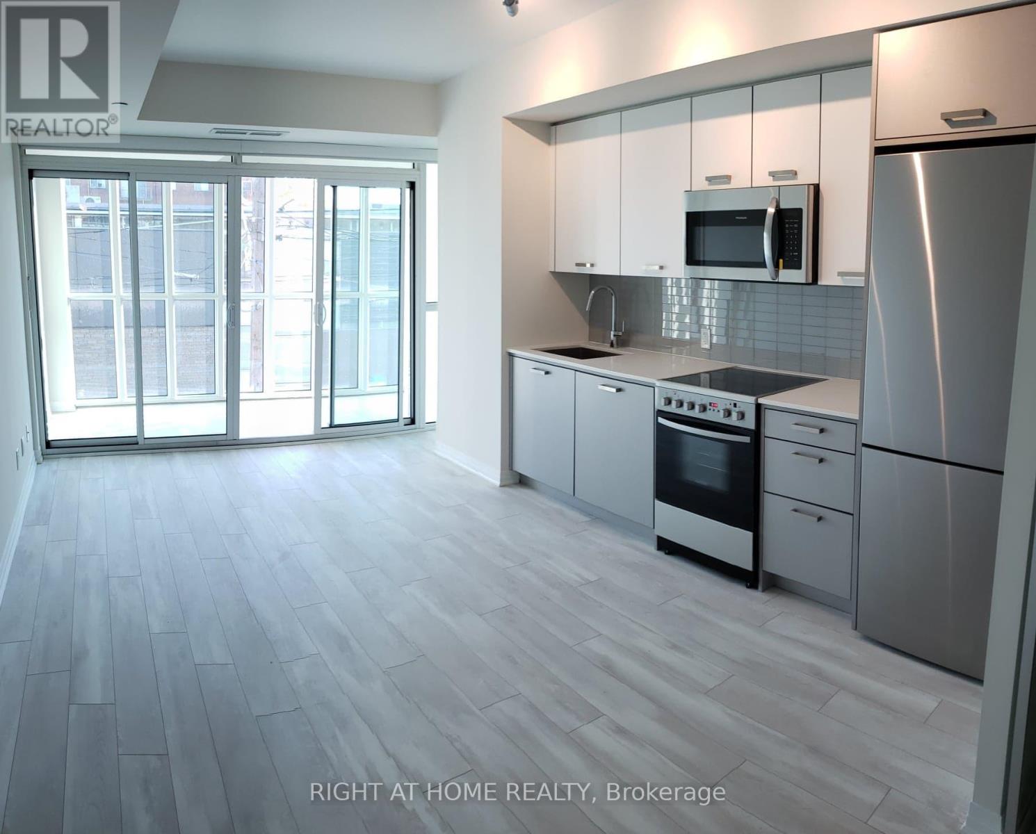 211 - 1630 Queen Street E Property Photo 1