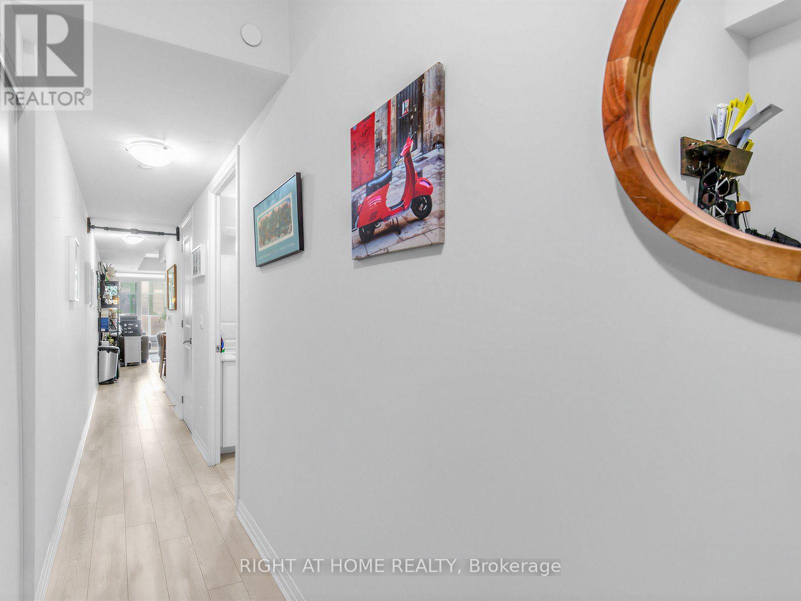 211 - 1630 Queen Street E Property Photo 12