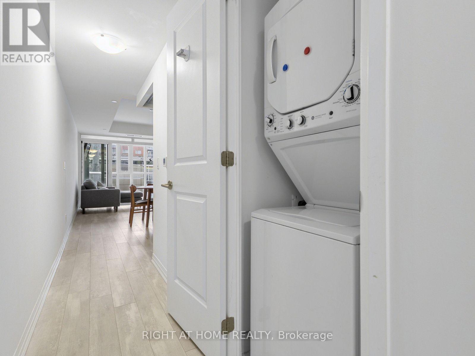 211 - 1630 Queen Street E Property Photo 14