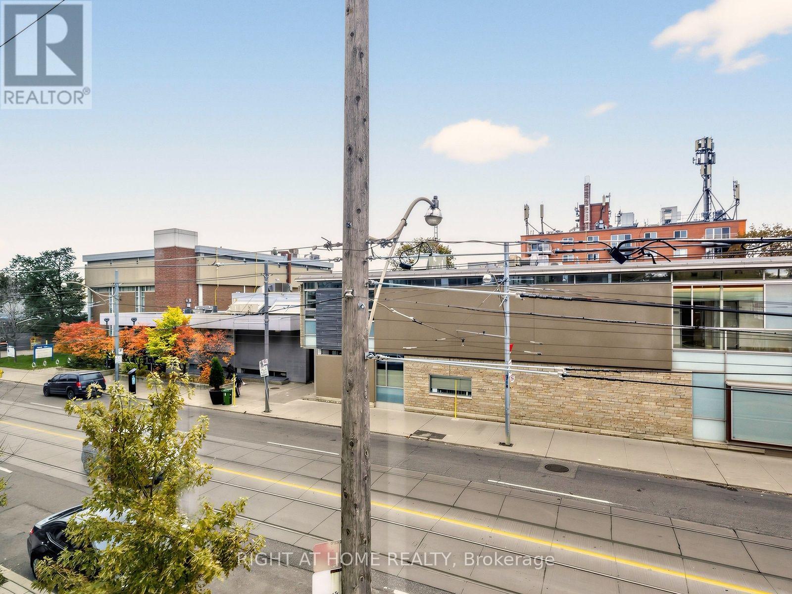 211 - 1630 Queen Street E Property Photo 20