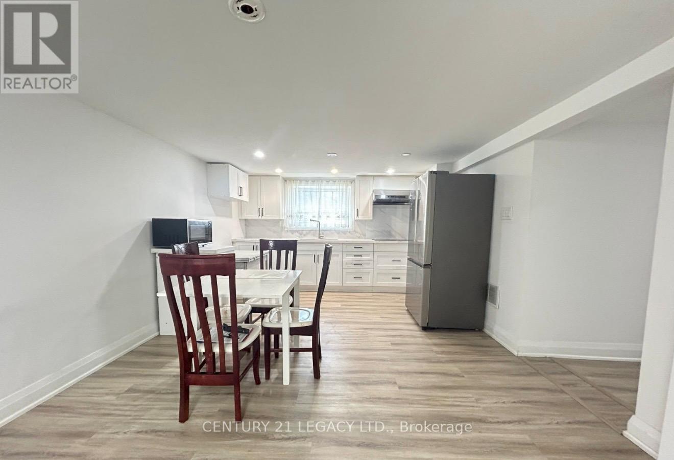 68 Singleton Road Property Photo 2