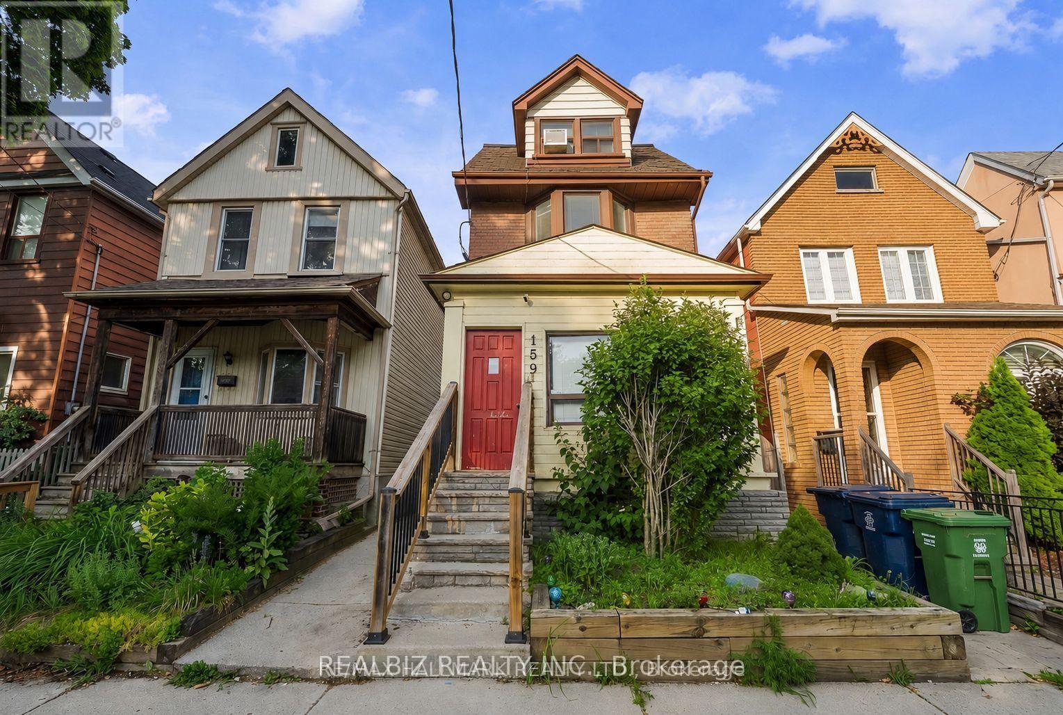 159 PARKMOUNT ROAD