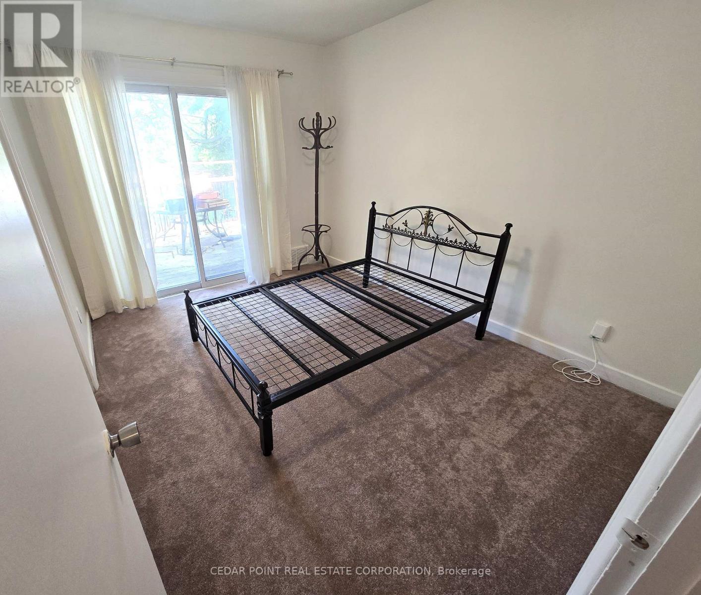 44 Janet Boulevard Property Photo 11
