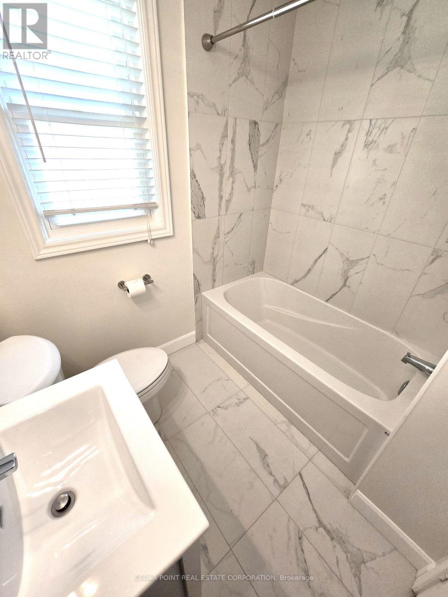 44 Janet Boulevard Property Photo 12