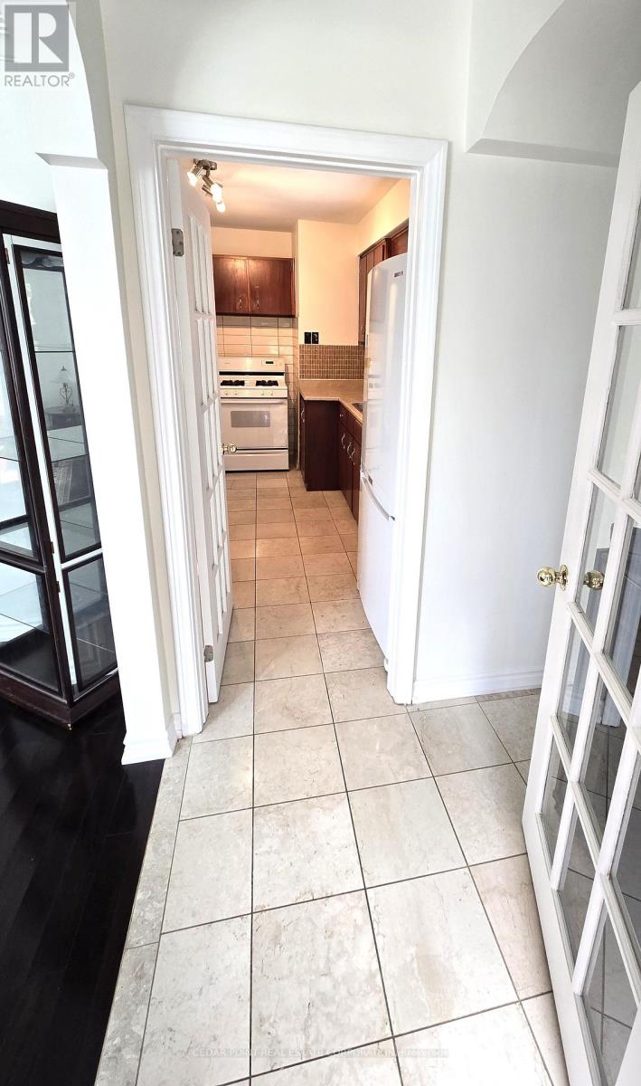 44 Janet Boulevard Property Photo 14