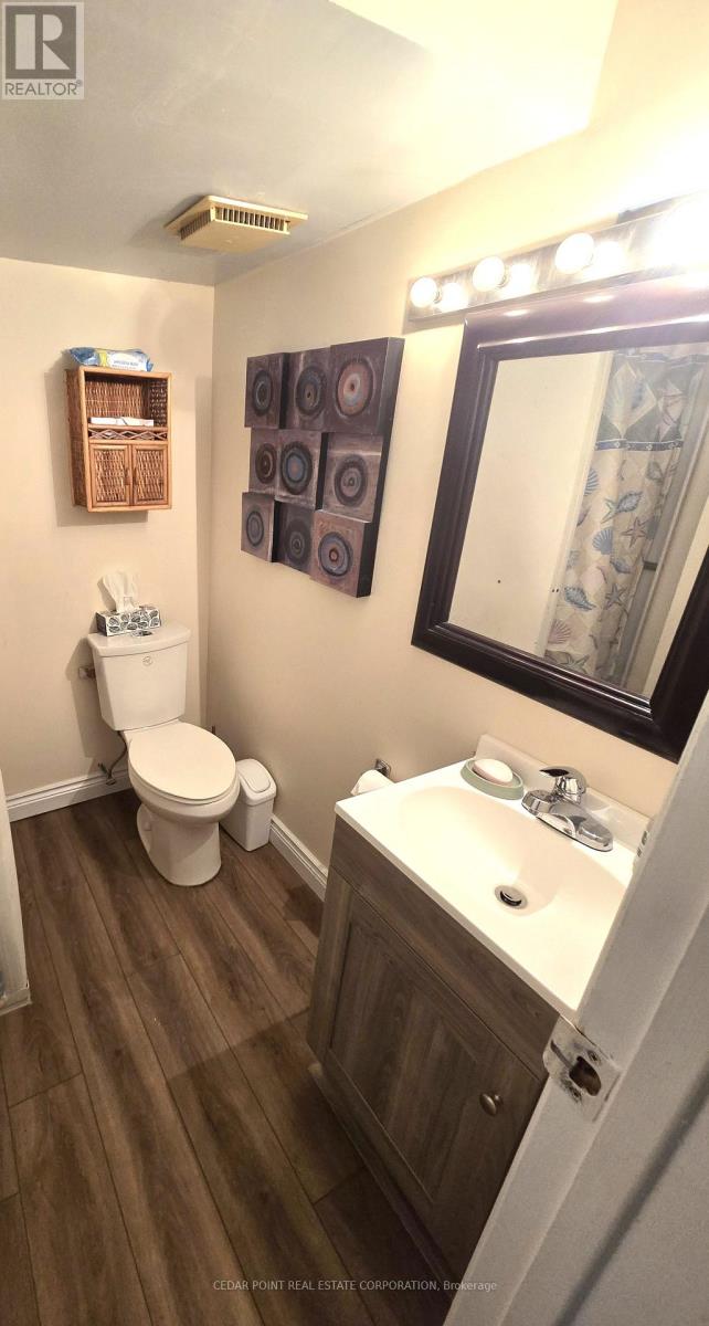44 Janet Boulevard Property Photo 22
