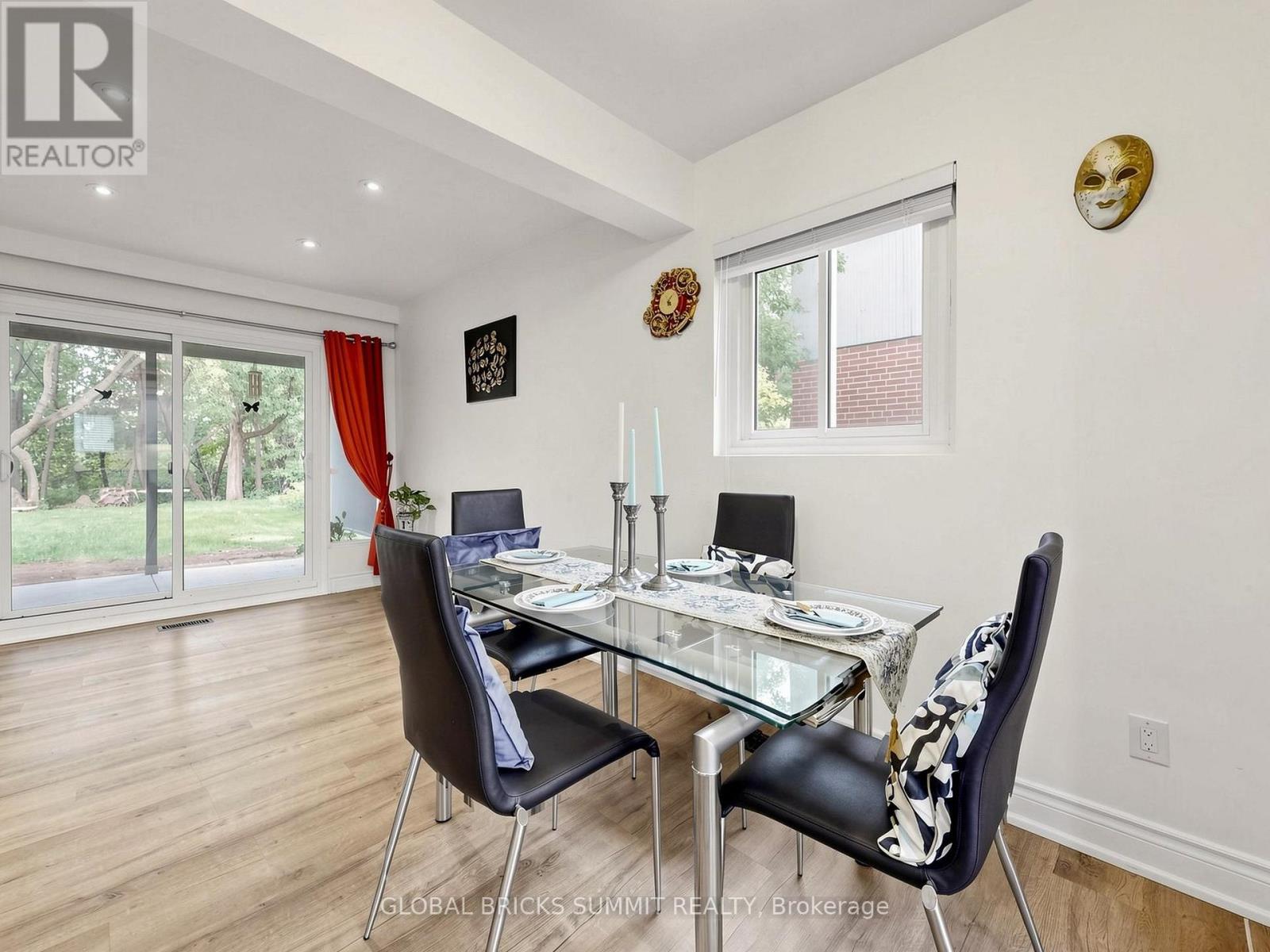 17 Amboy Road Property Photo 10