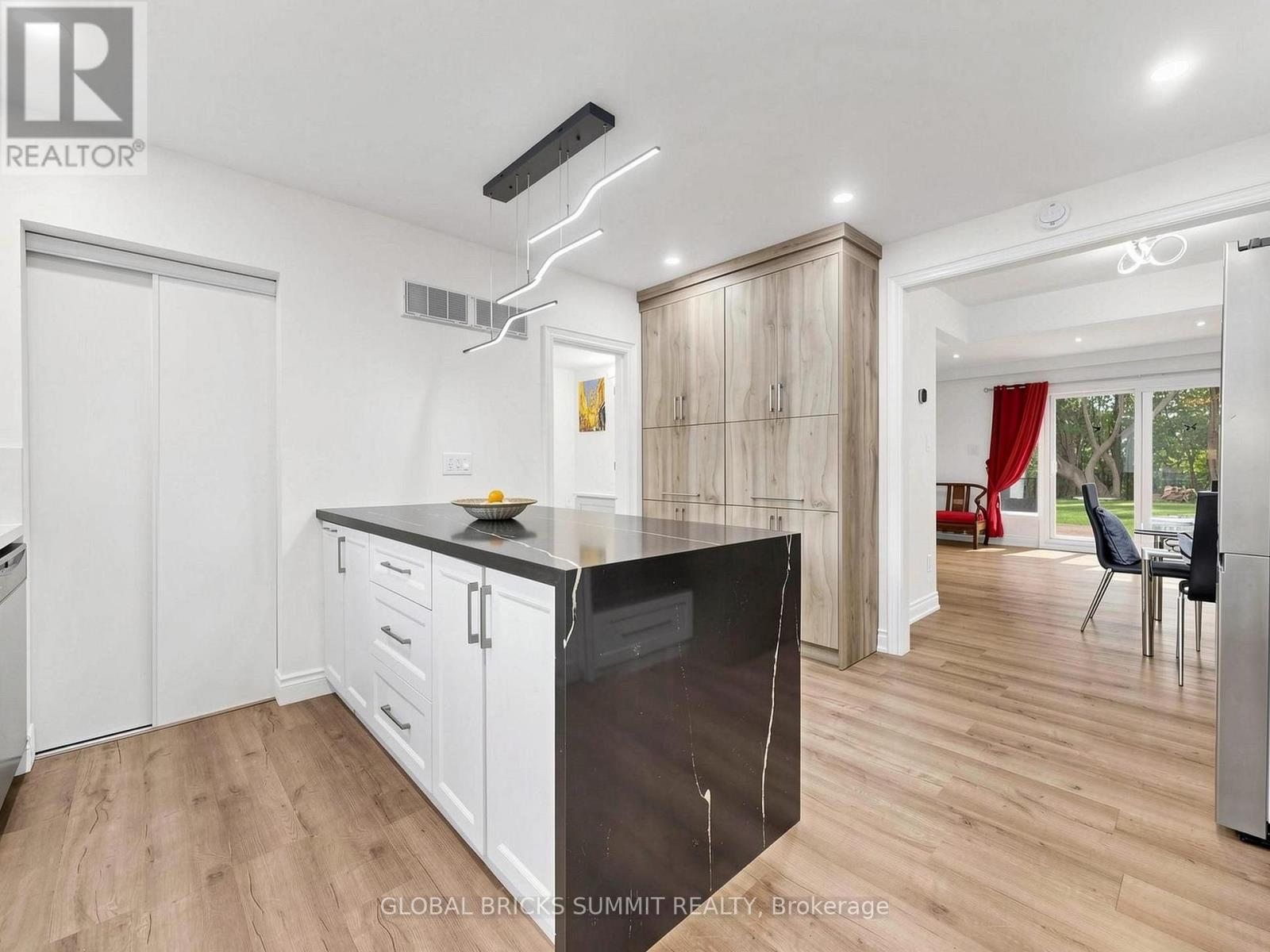 17 Amboy Road Property Photo 13