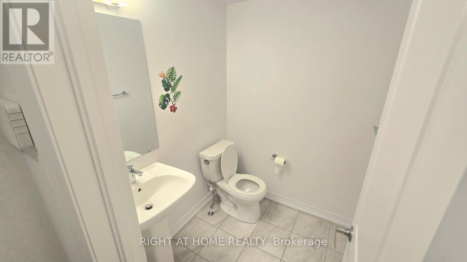 1992 Cameron Lott Crescent Property Photo 6