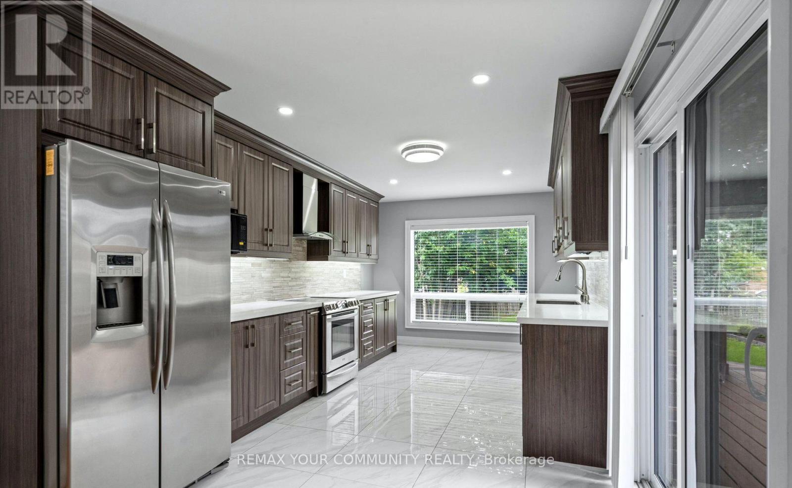 700 Stonepath Circle Property Photo 11