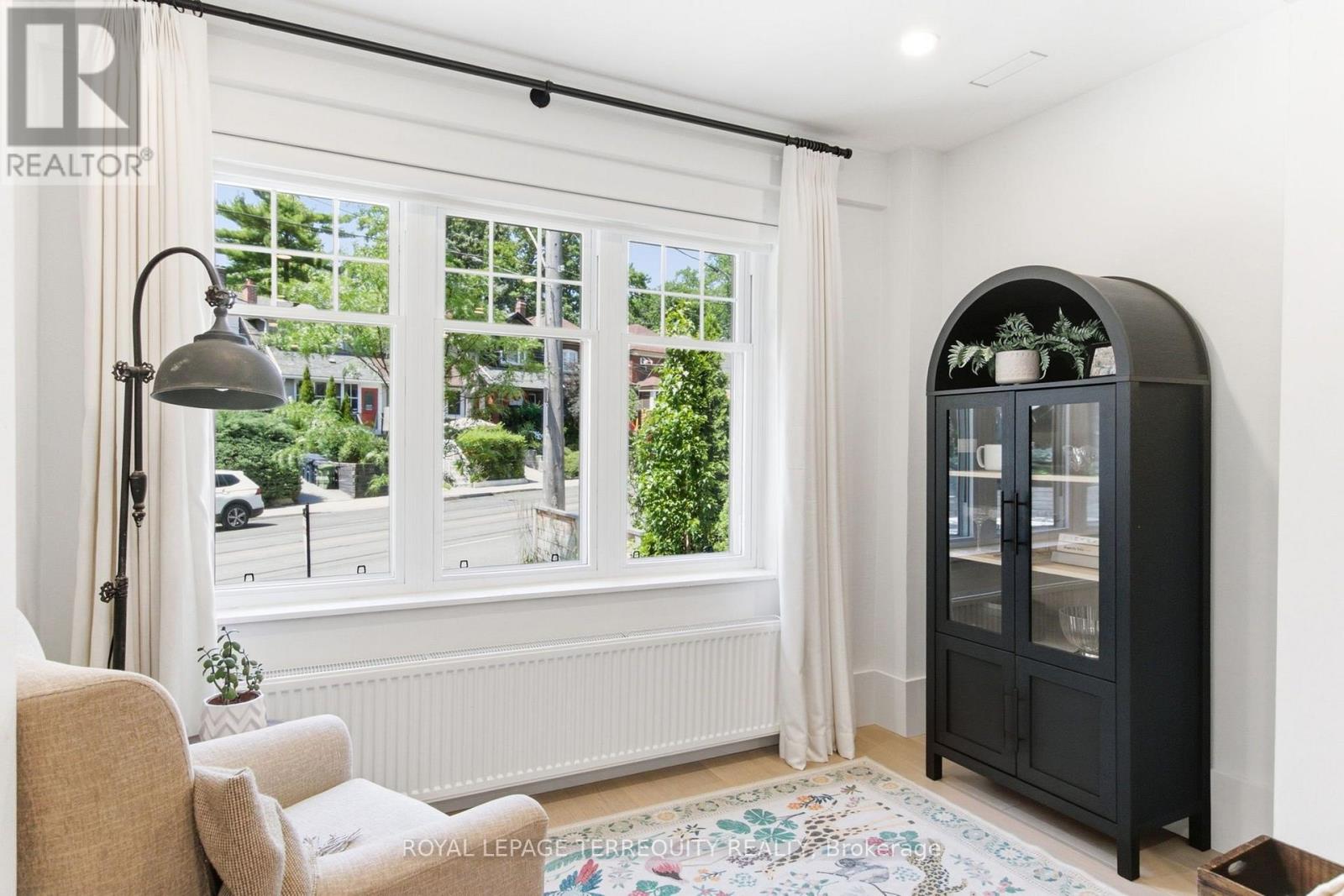 1775 Gerrard Street E Property Photo 8