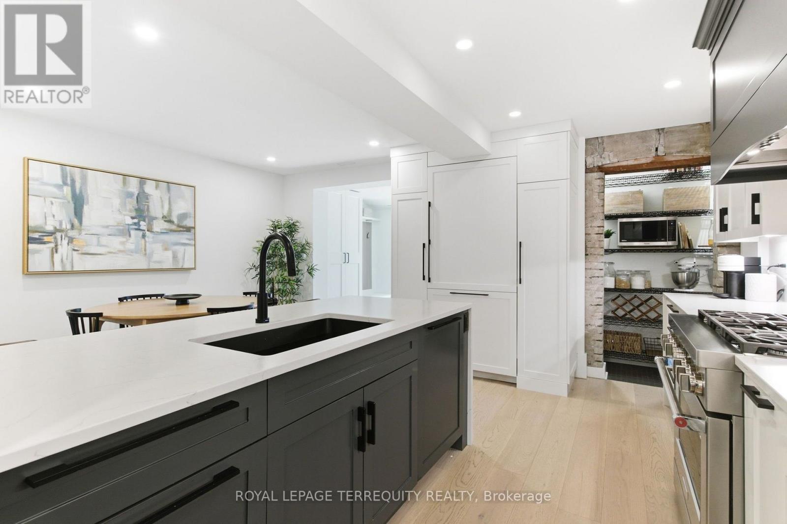 1775 Gerrard Street E Property Photo 14