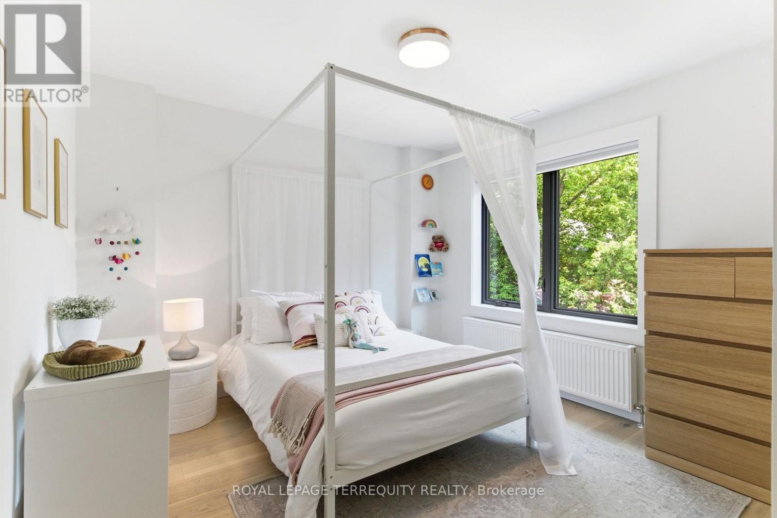 1775 Gerrard Street E Property Photo 19