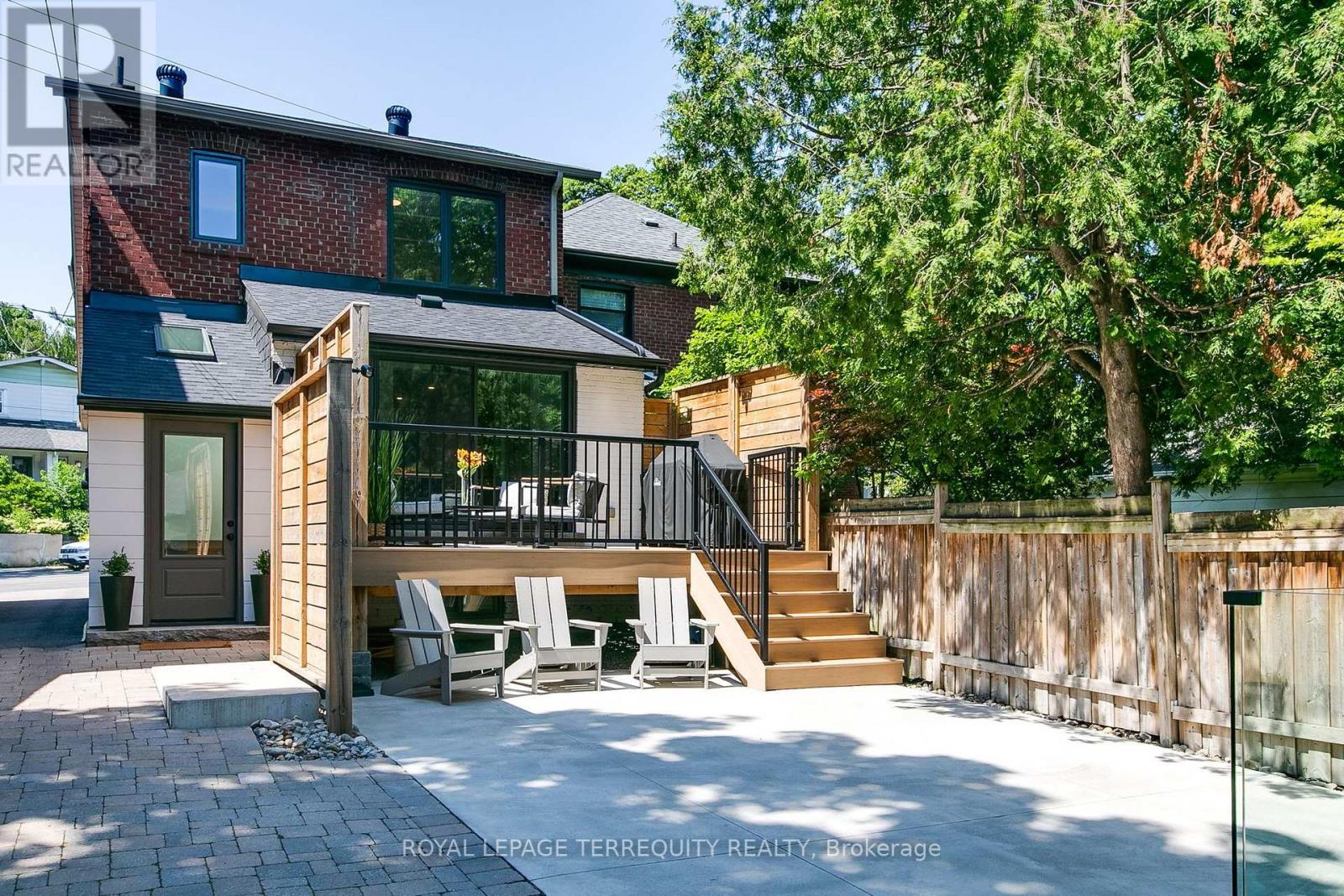 1775 Gerrard Street E Property Photo 25