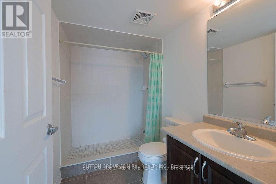 409 - 60 Fairfax Crescent Property Photo 7