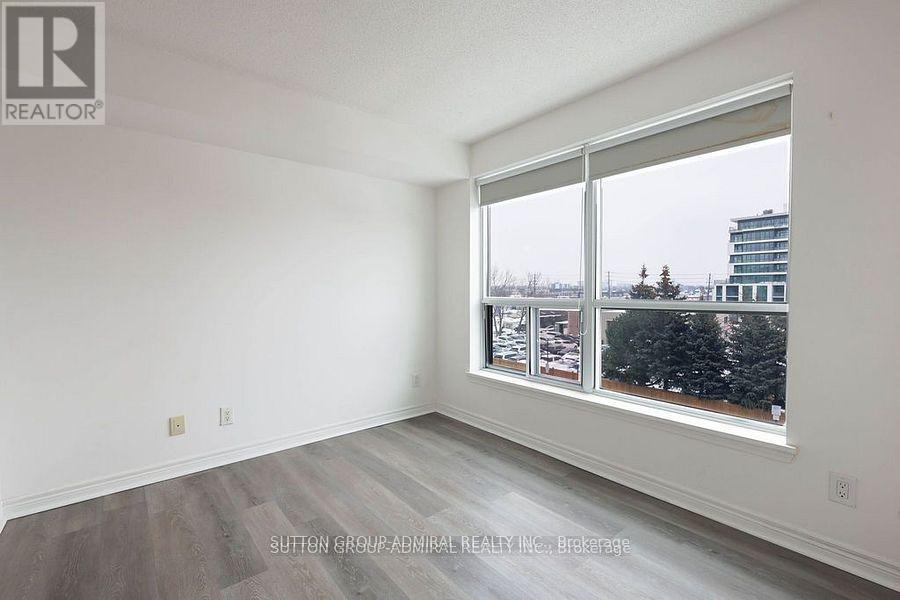 409 - 60 Fairfax Crescent Property Photo 9
