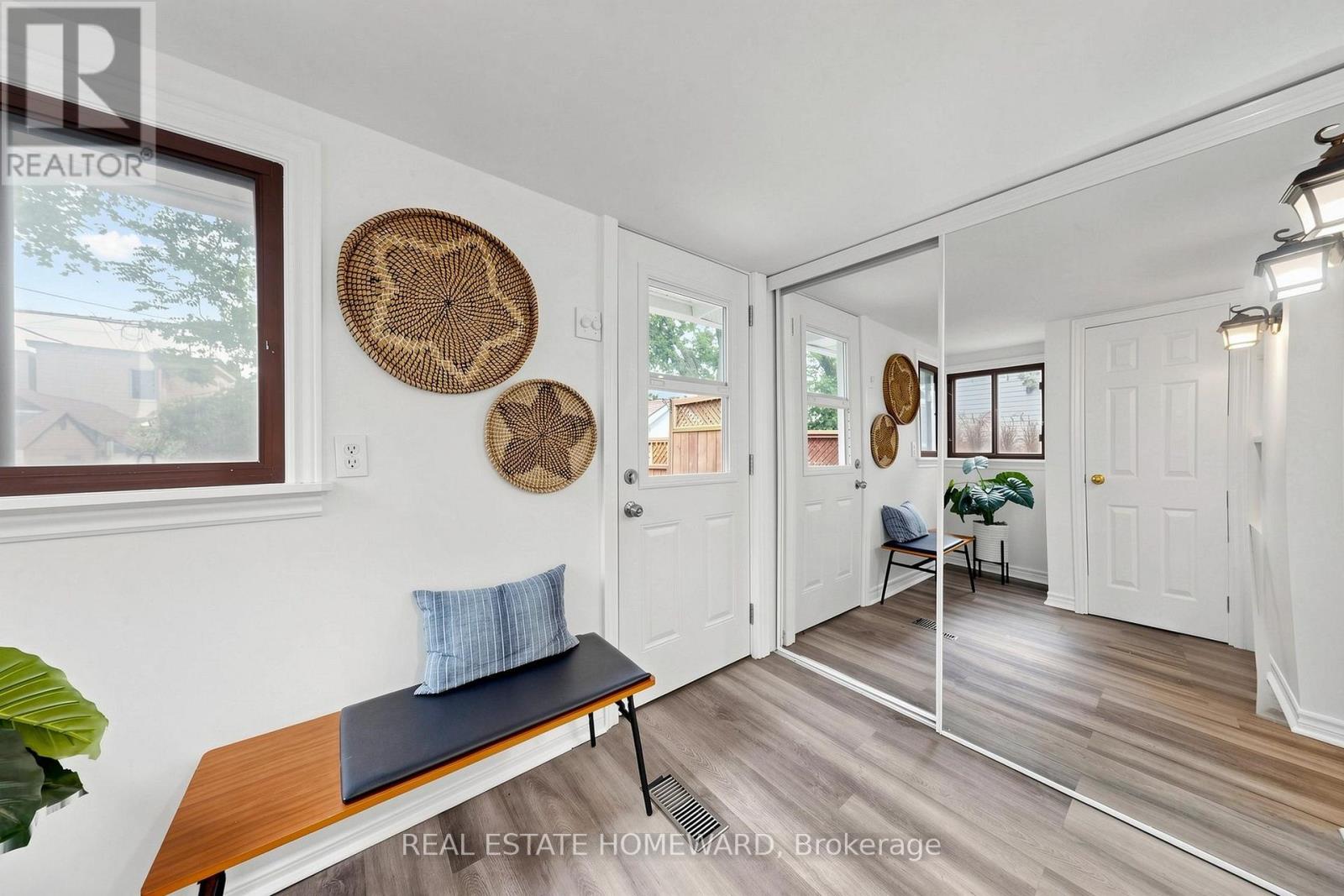 249 Queensdale Avenue Property Photo 19