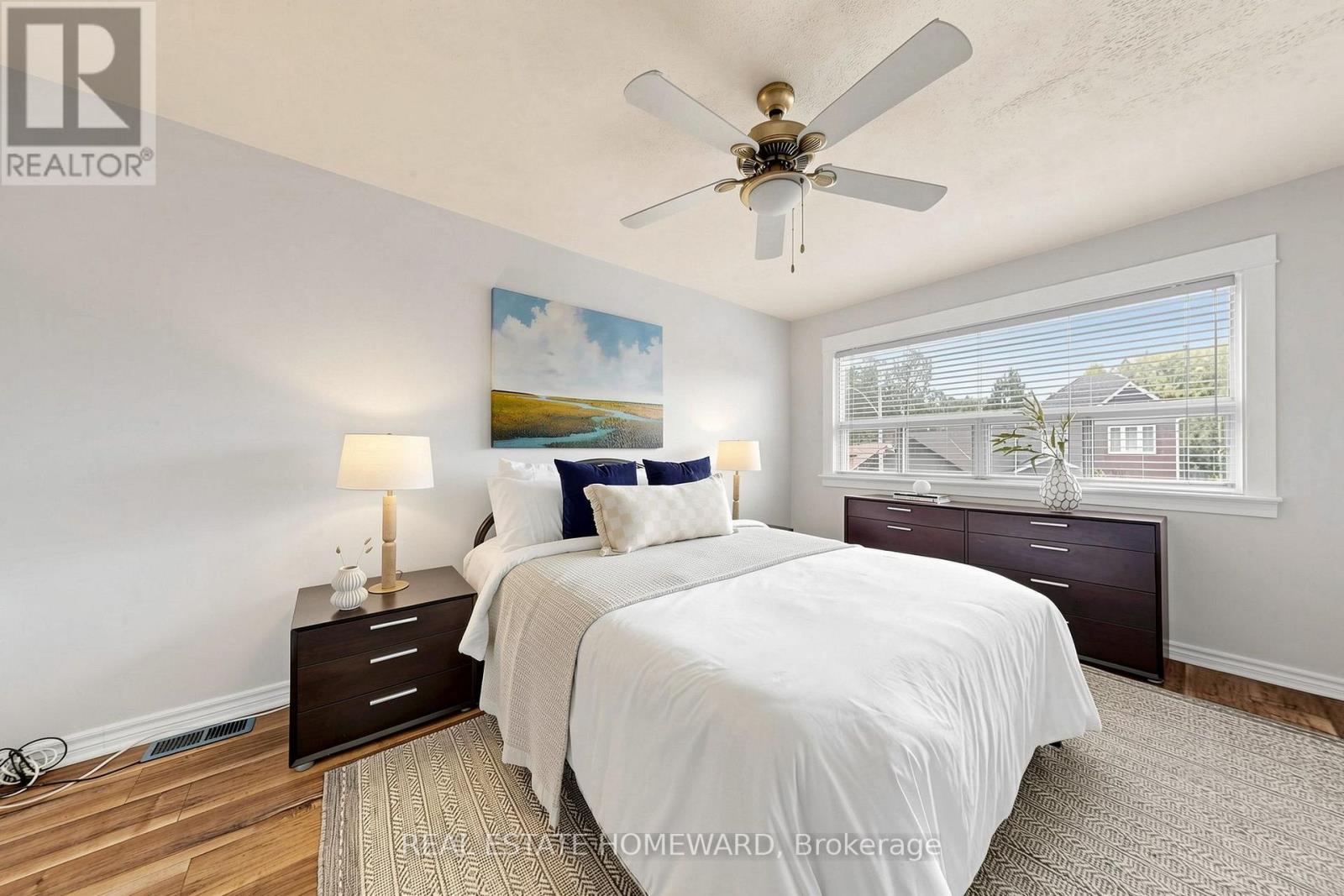249 Queensdale Avenue Property Photo 23