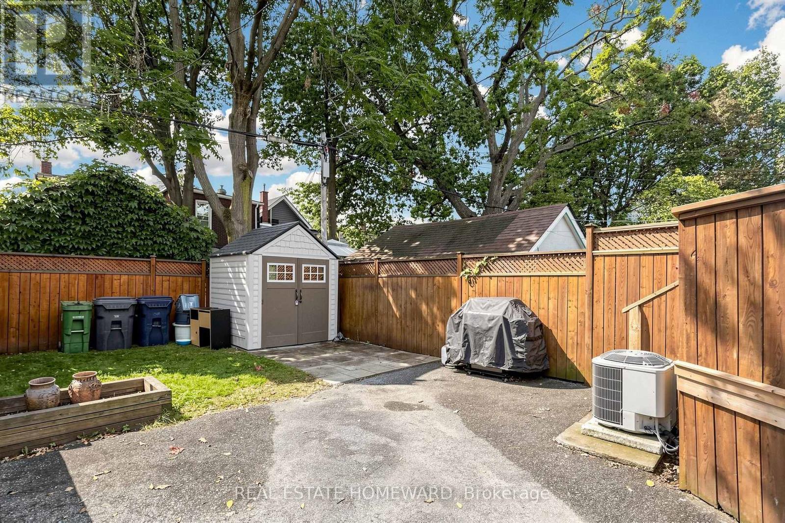 249 Queensdale Avenue Property Photo 41