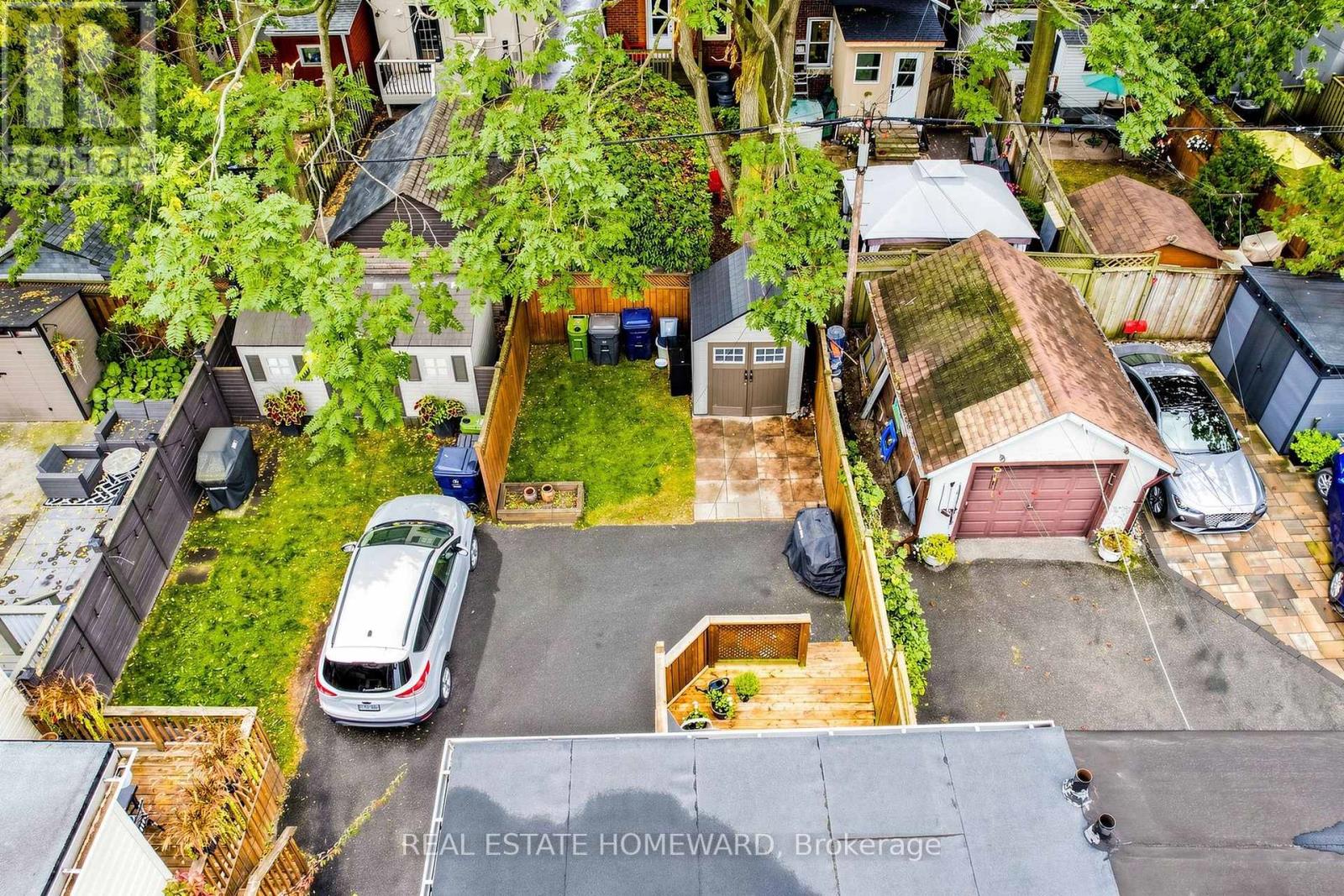 249 Queensdale Avenue Property Photo 44
