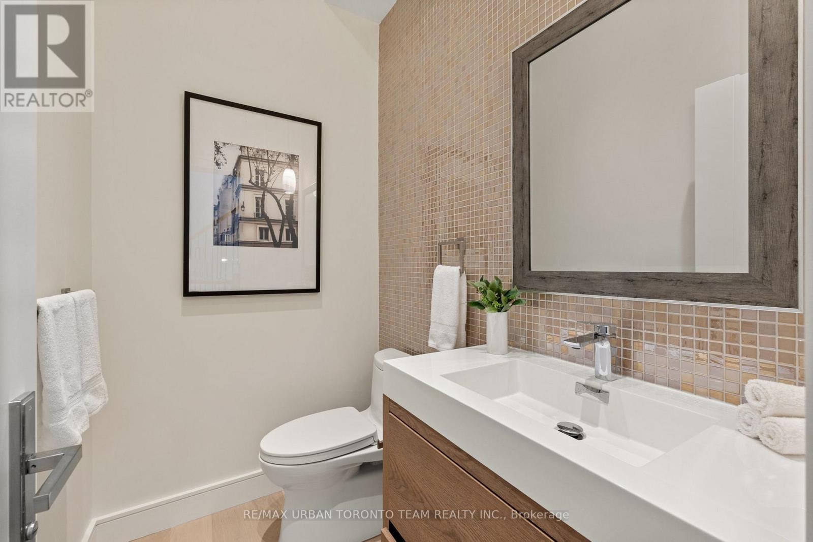 4 Drake Crescent Property Photo 8
