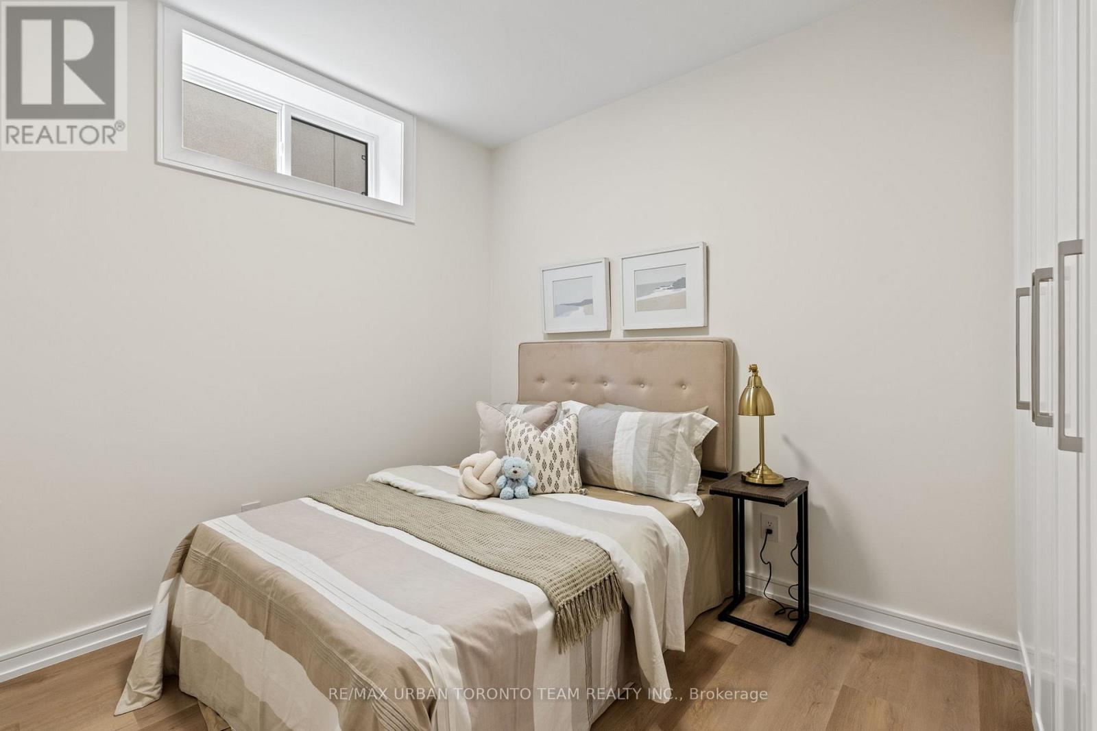 4 Drake Crescent Property Photo 38
