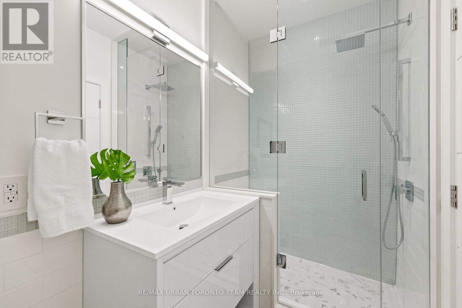 4 Drake Crescent Property Photo 41