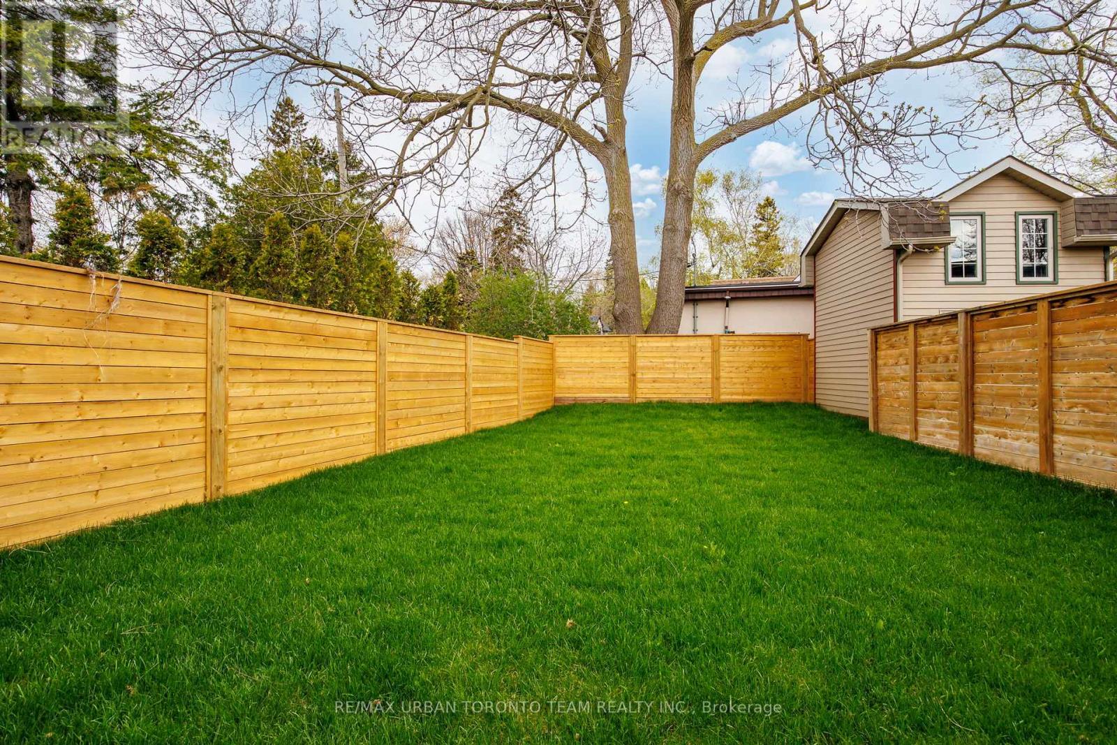 4 Drake Crescent Property Photo 46