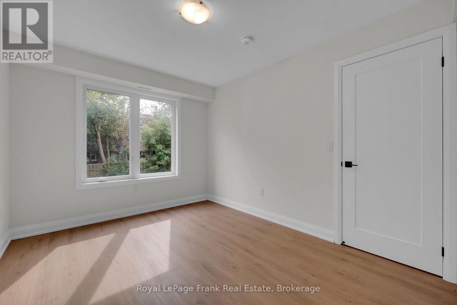 321 Anderson Avenue Property Photo 11