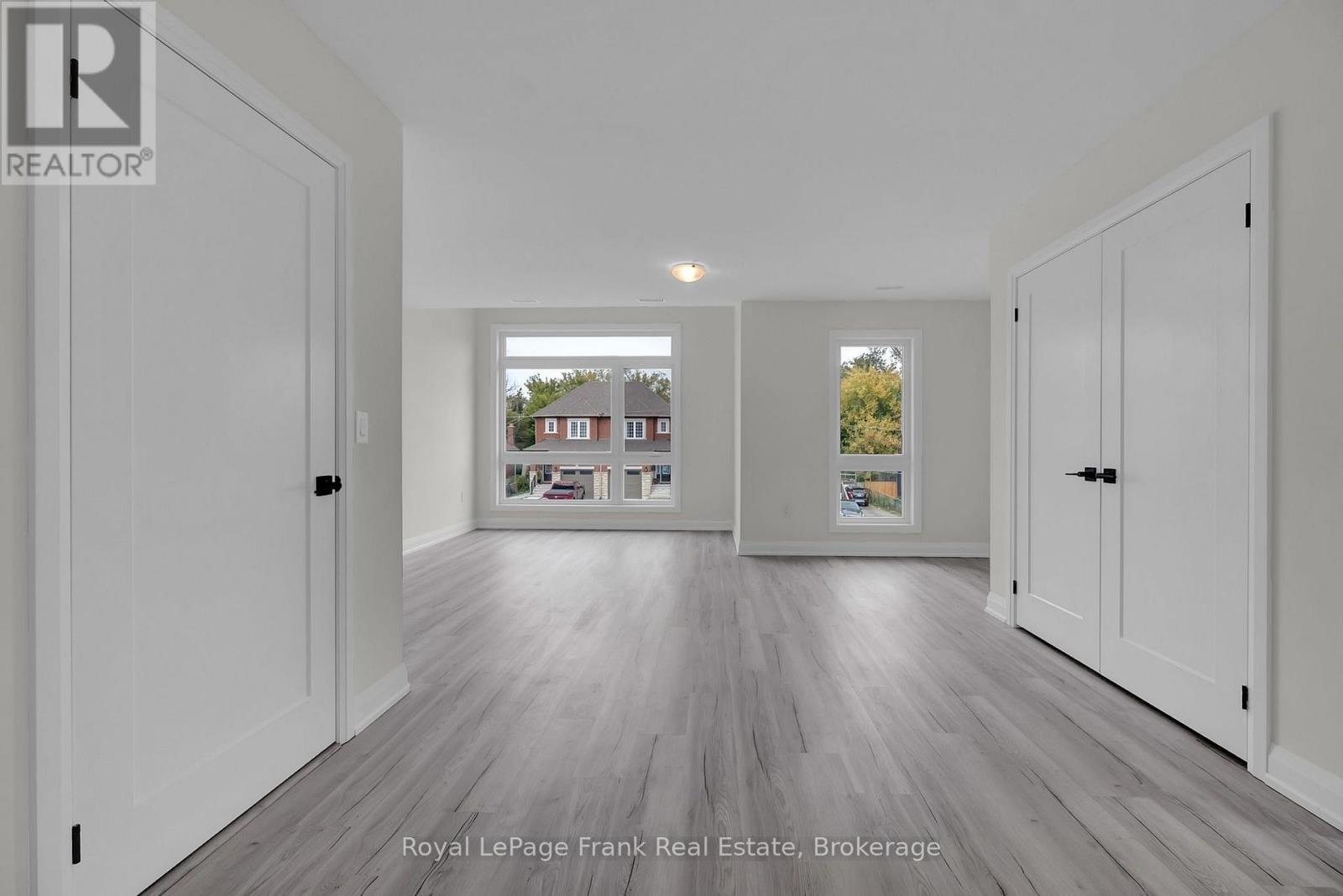 321 Anderson Avenue Property Photo 18