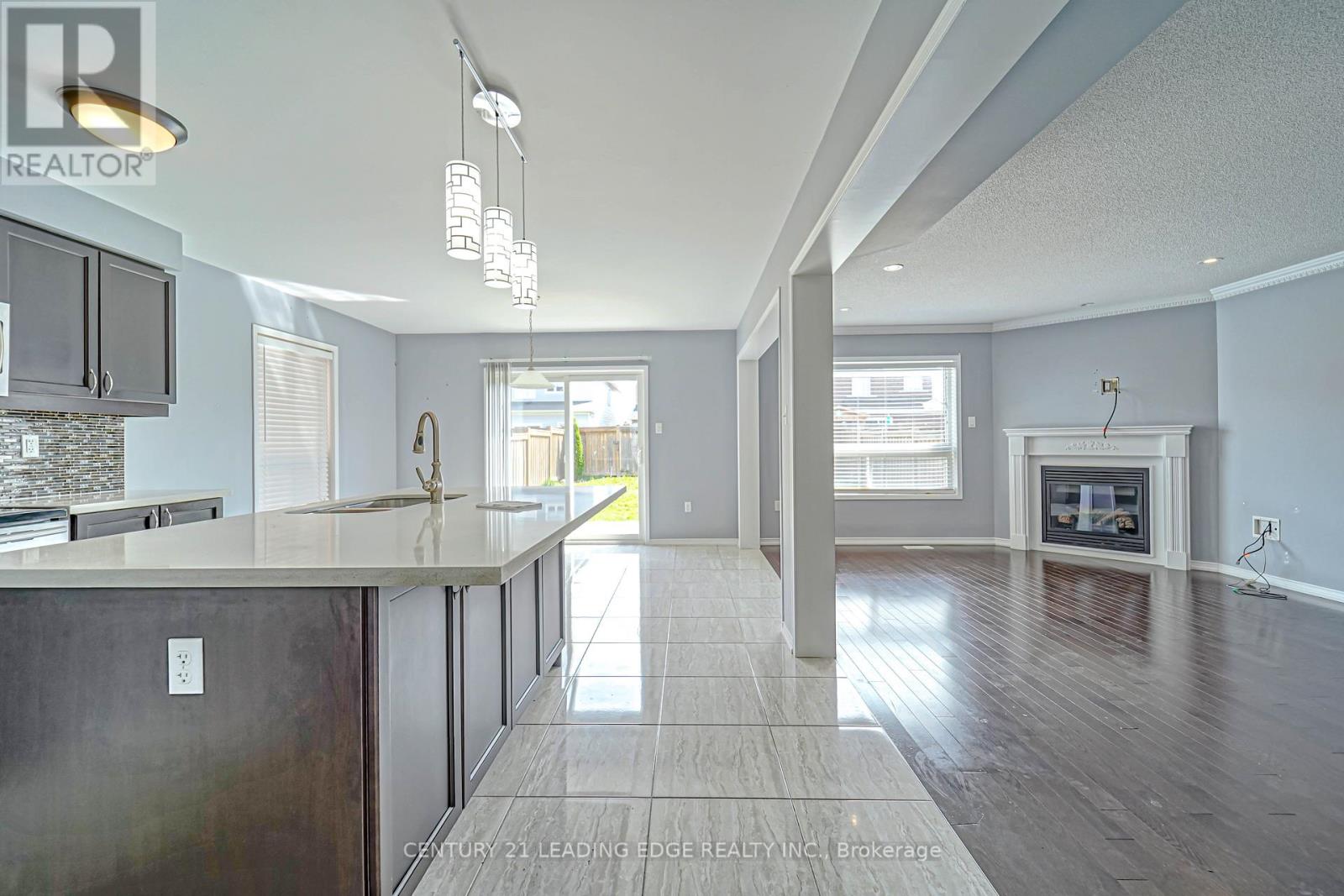 1943 Arborwood Drive Property Photo 6