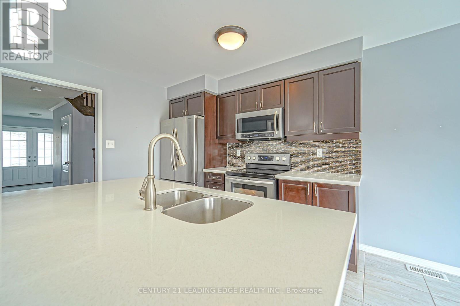 1943 Arborwood Drive Property Photo 10