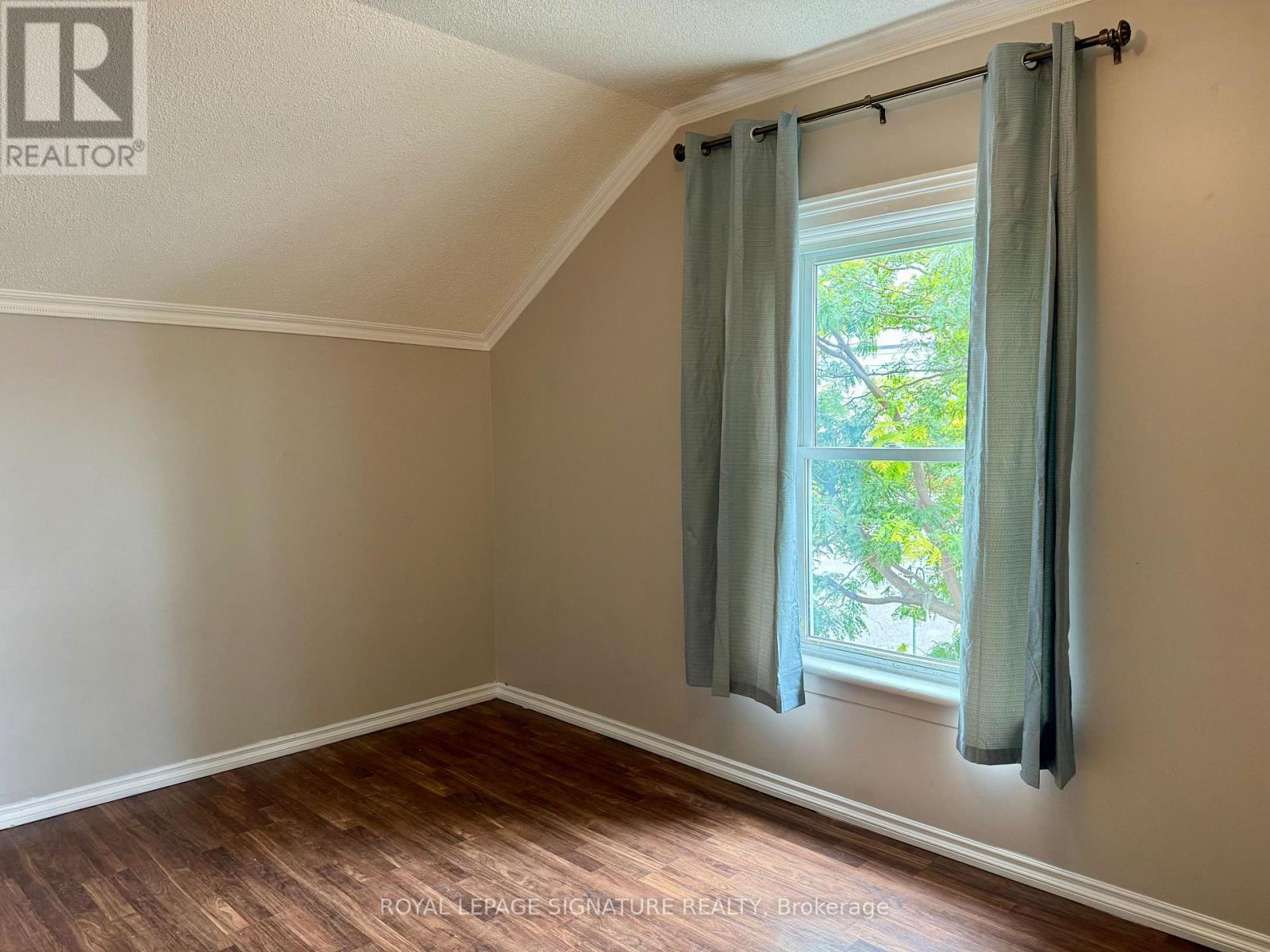 12 Hemlock Avenue Property Photo 13