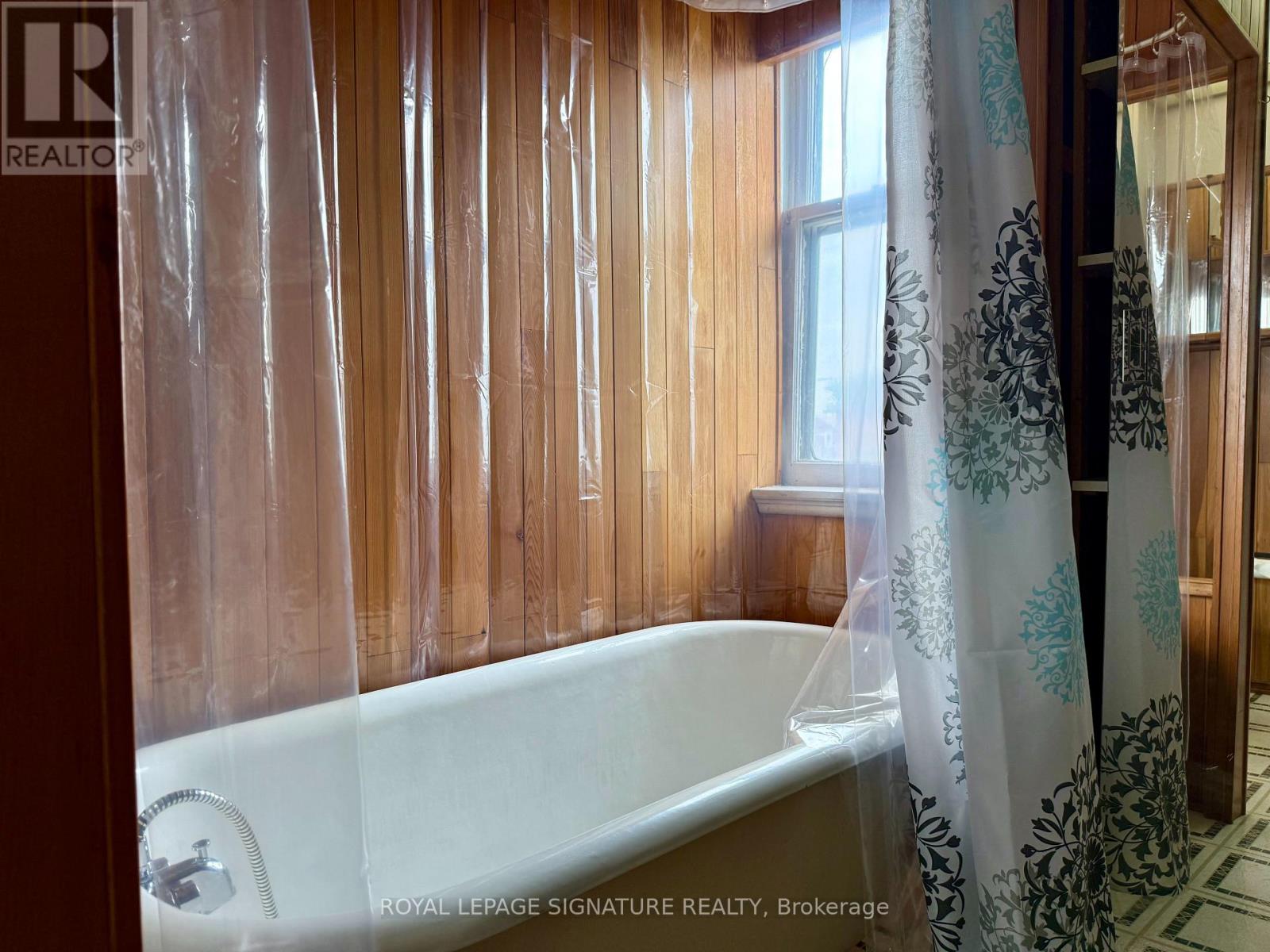 12 Hemlock Avenue Property Photo 17