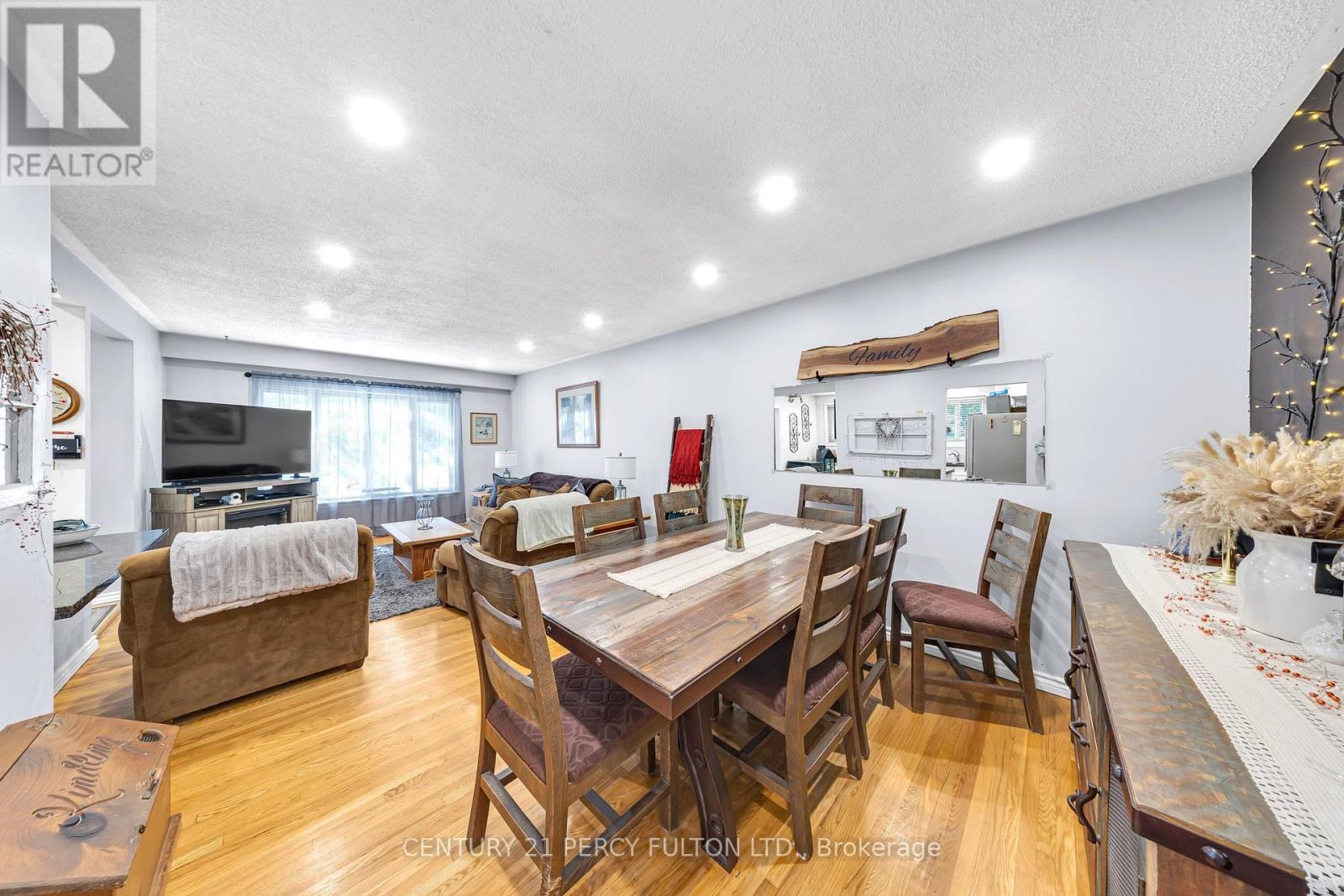719 Balaton Avenue Property Photo 8