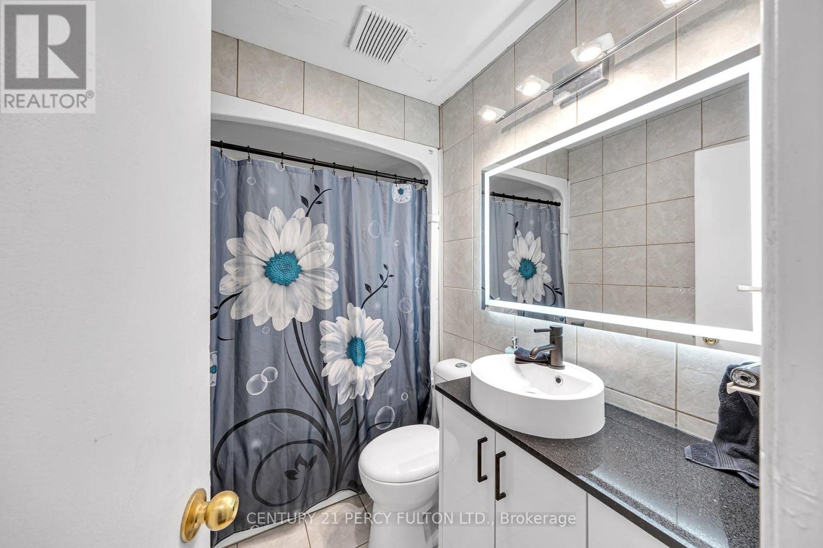 719 Balaton Avenue Property Photo 9