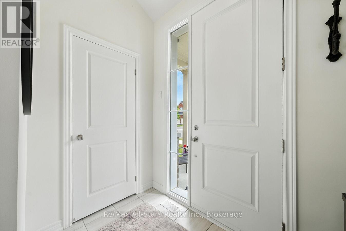 89 Forestlane Way Property Photo 6