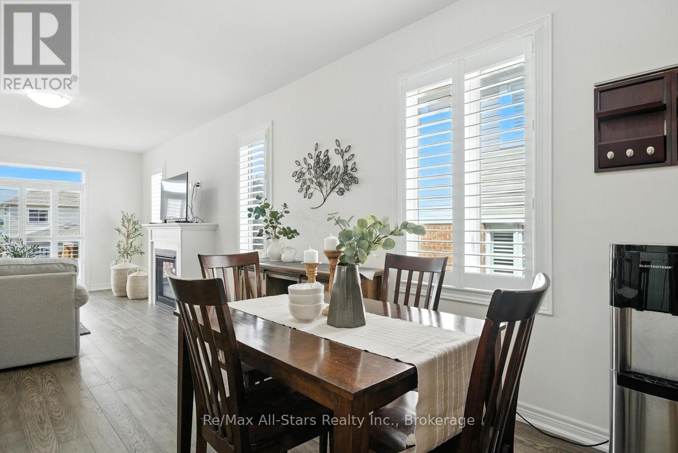 89 Forestlane Way Property Photo 12