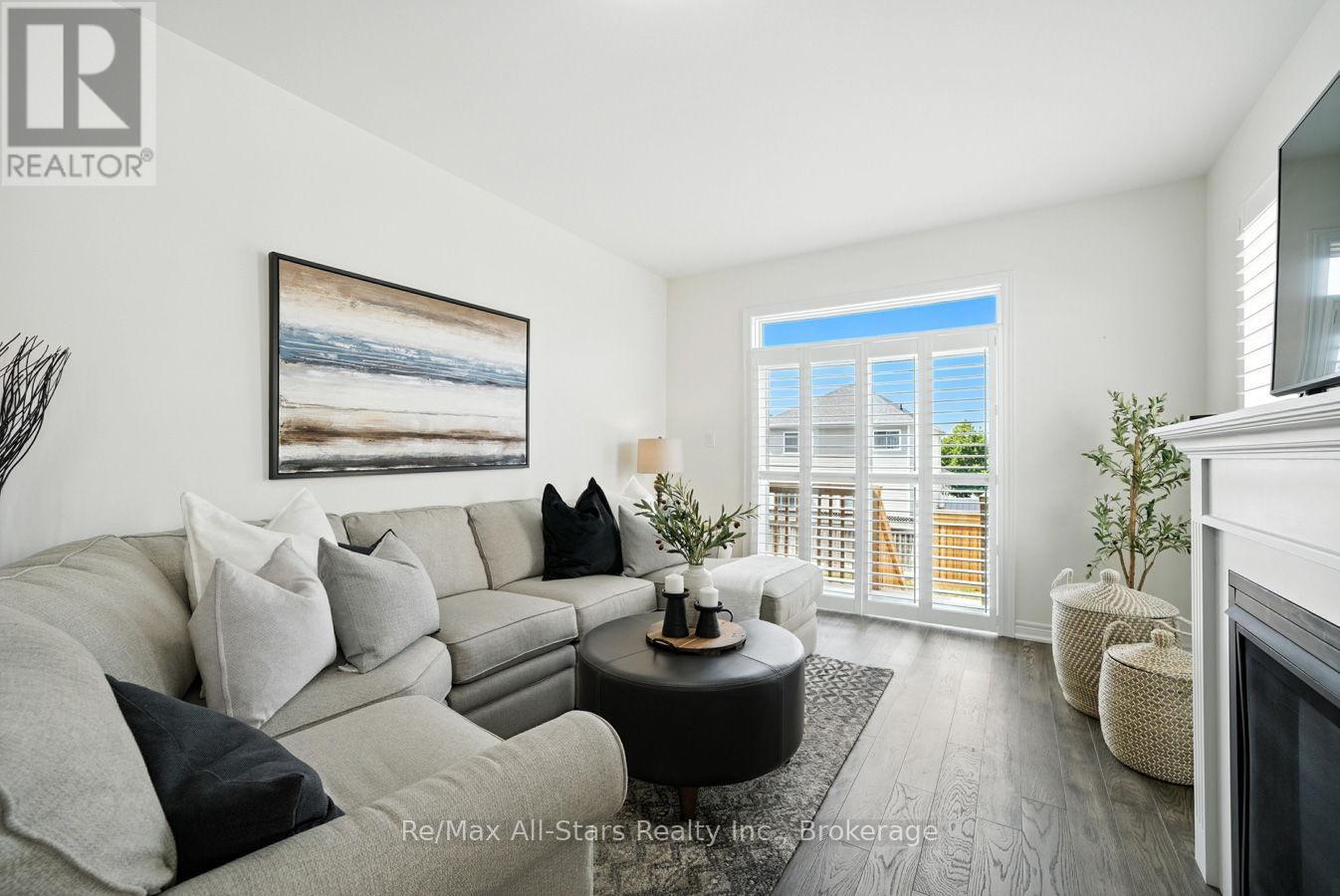 89 Forestlane Way Property Photo 13