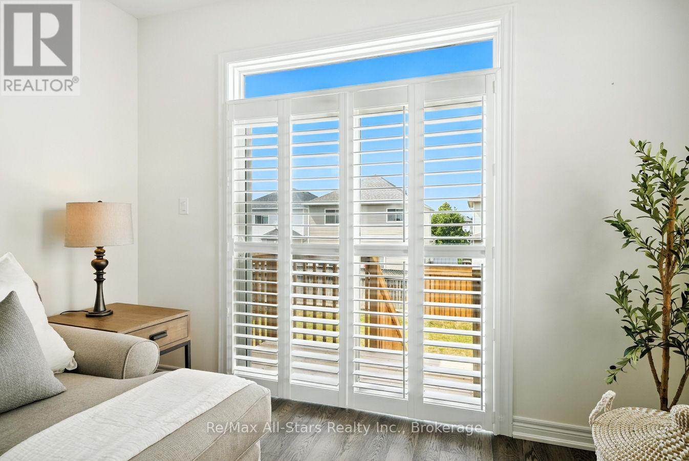 89 Forestlane Way Property Photo 16
