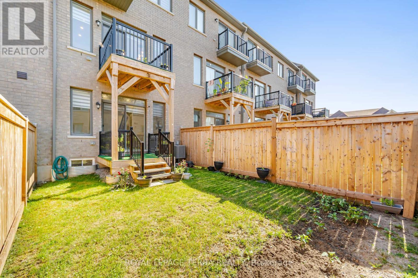 38 Hallmark Way Property Photo 37