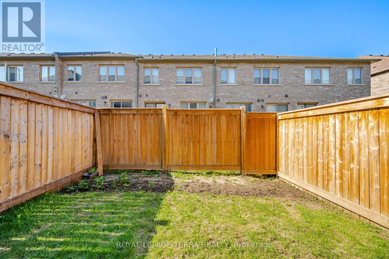 38 Hallmark Way Property Photo 39
