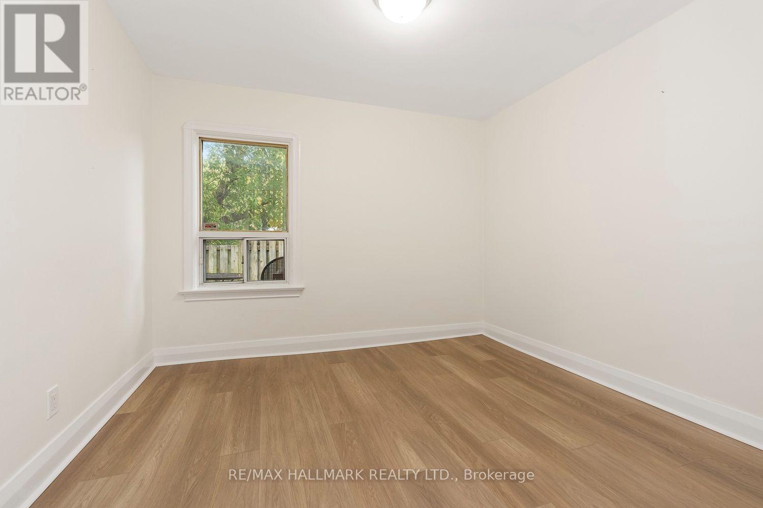 31 Thora Avenue Property Photo 6