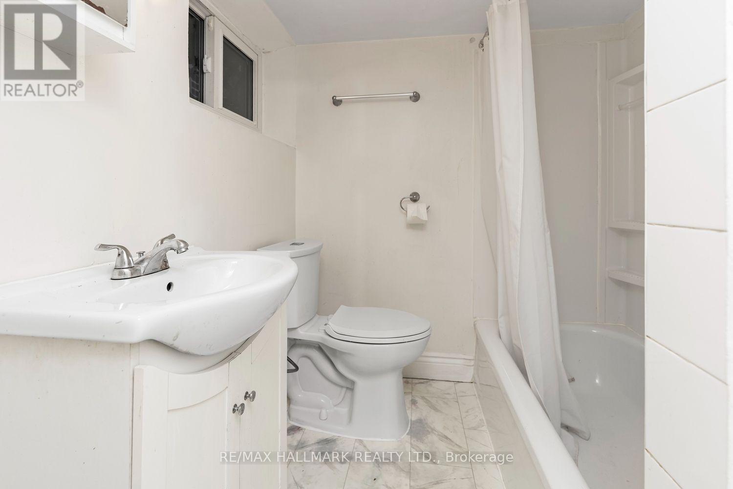 31 Thora Avenue Property Photo 11