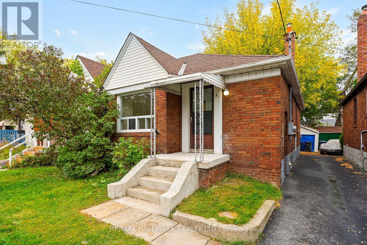 31 Thora Avenue Property Photo 14