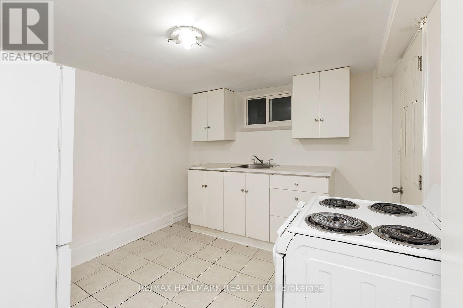 31 Thora Avenue Property Photo 24