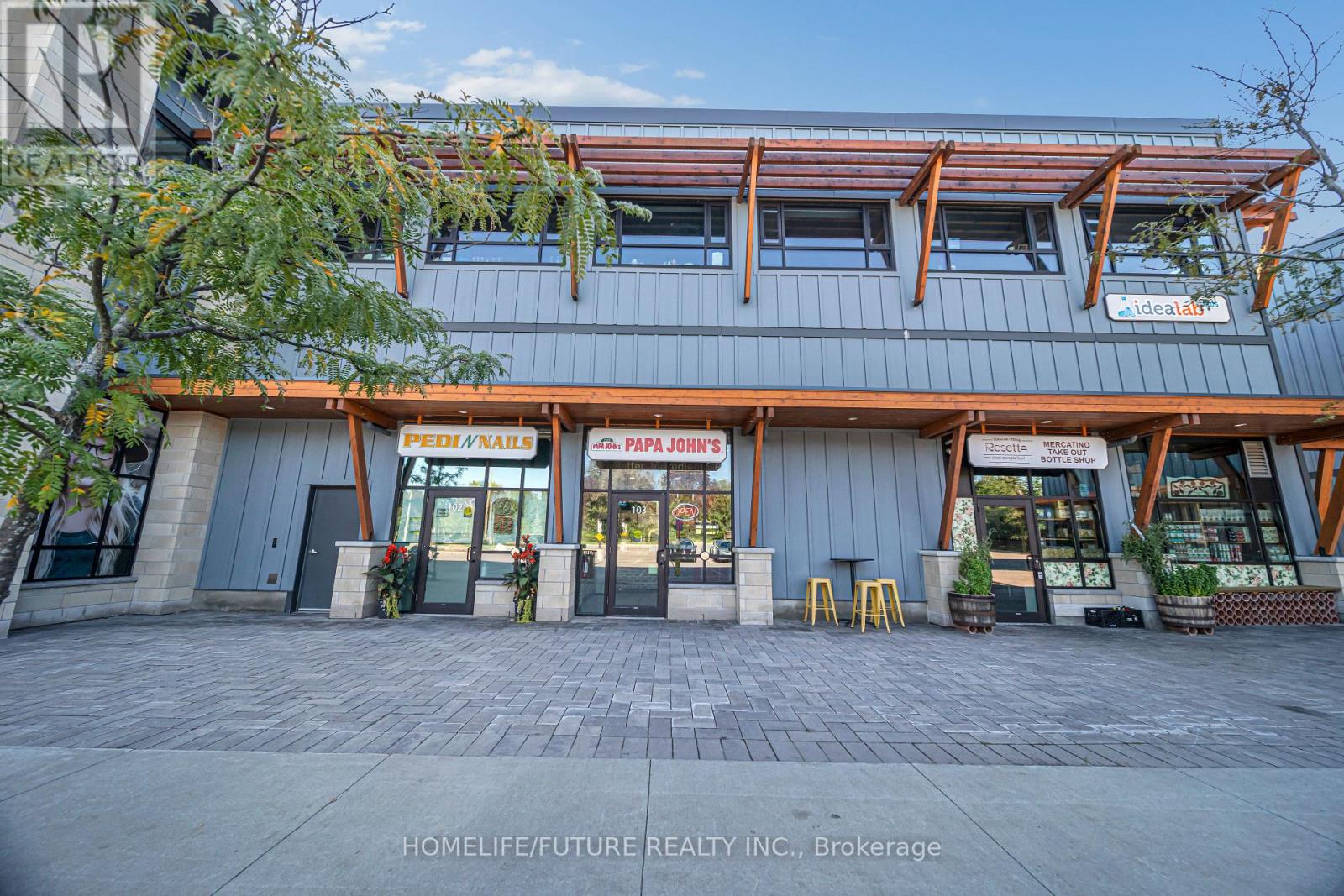 72 Baldwin Street N Property Photo 2