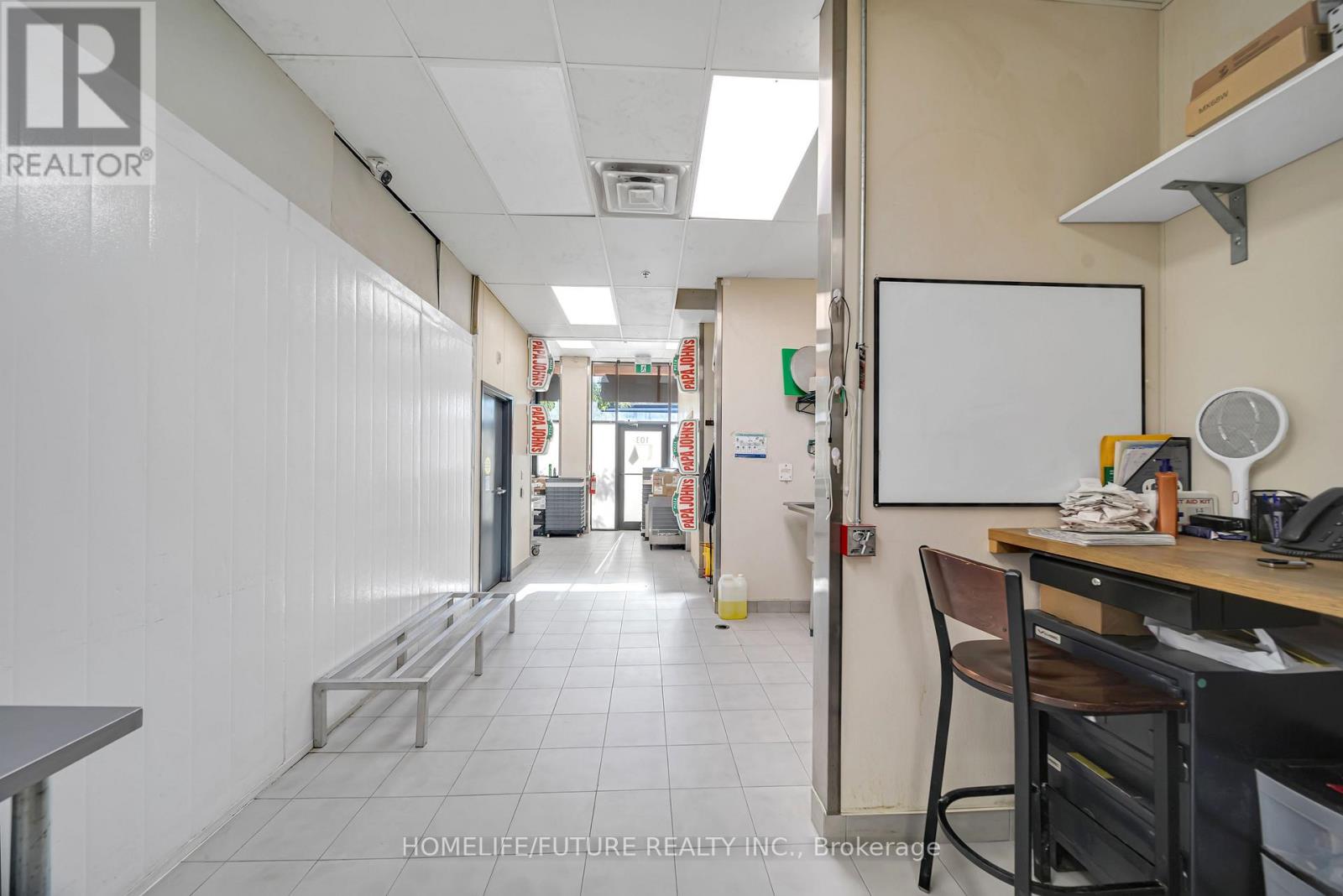 72 Baldwin Street N Property Photo 13